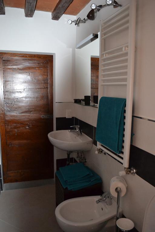 Visit Florentia Apartment Florens Rum bild