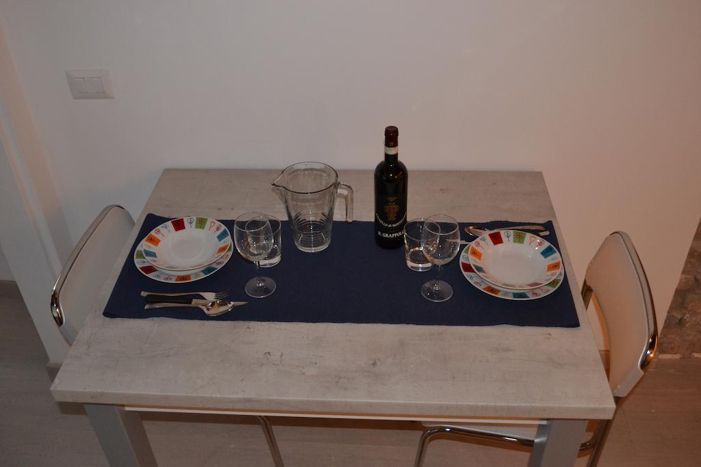 Visit Florentia Apartment Florens Rum bild